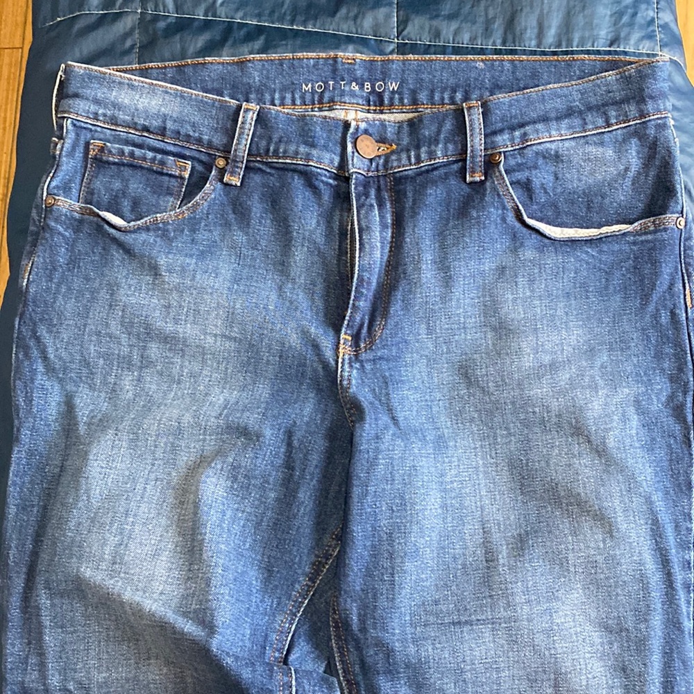 Mott & Bow jeans